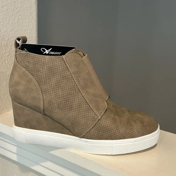 Athlefit Women's Wedge Sneakers Hidden Heel Platform Wedge Booties Size 8.5 Taup - Picture 2 of 9